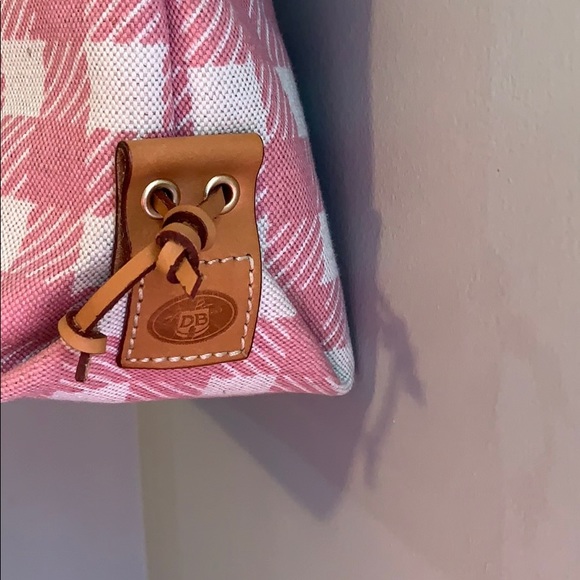 Beautiful Pink and white Dooney & Bourke handbag - Picture 5 of 8